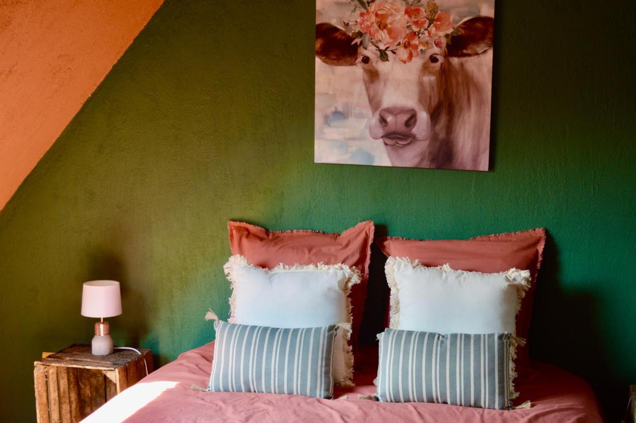 Isigny-le-Buat La Pichonniere Bed & Breakfast エクステリア 写真